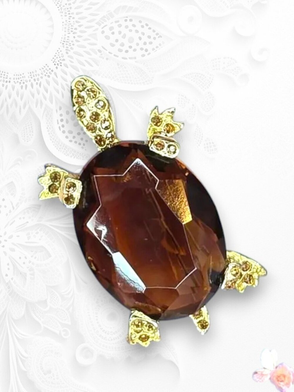 Vintage Gold Tone Turtle Brooch Large Faceted Brown Stone Rhinestone Accents 301